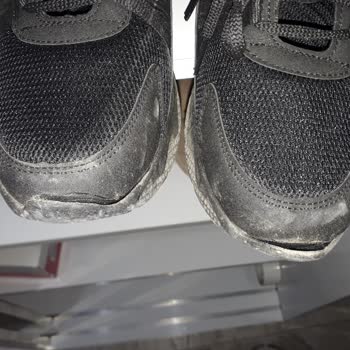 Yeni Aldığım Ayakkabının İki Günde Tabanı Ayrıldı