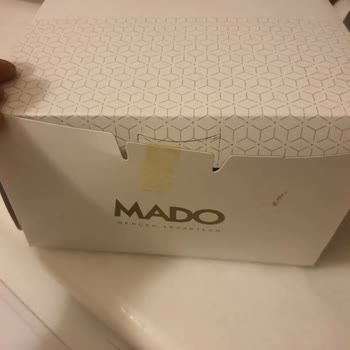 Kuru Ve Kremasız Pasta Nedeniyle Yaşanan Hayal Kırıklığı