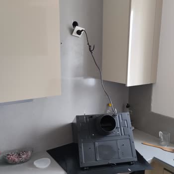 Arçelik Ankastre Davlumbazın Montaj Hatası Sonucu Düşmesi