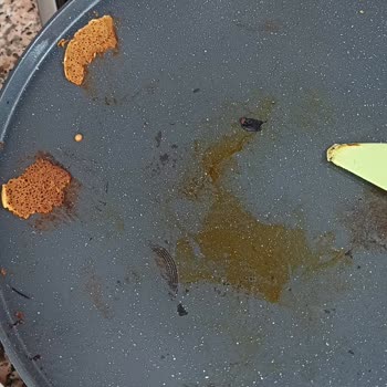 Yapışmaz Özellikli Gözleme Tavası Yapıştırıyor Ve Hayal Kırıklığı Yarattı