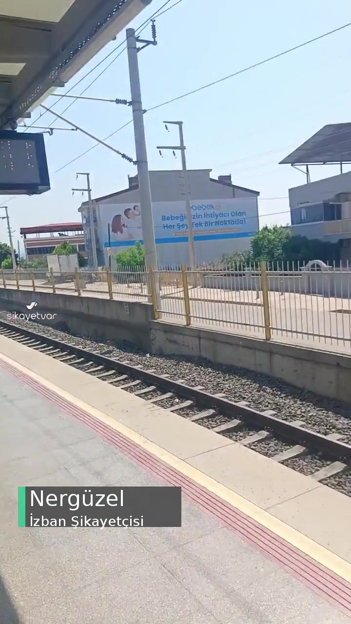 İzban Ulaşım Sıkıntısı Yaşıyoruz, Bayramda İnsanlar Mağdur! videonun kapak resmi