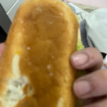 Bayram Günü Küflü Ekmek Ve Yetersiz Çözüm: Burger King Ve Yemeksepeti Hayal Kırıklığı