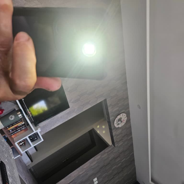 Tecno Camon 20 Pro 360 Flaş Özelliği Kapanmıyor Çözüm Bekliyorum