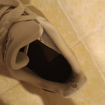 Aldığım Ayakkabı Kısa Sürede Yırtıldı, Değişim Talebim Reddedildi