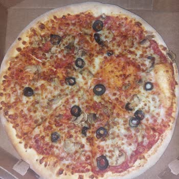 Bilecik Şubesinden Soğuk Ve Eksik Malzemeli Pizza Hayal Kırıklığı