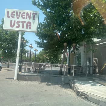 Susuz Kalan Çocuğa Su Satılmaması Nedeniyle Hayal Kırıklığı