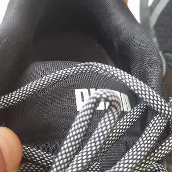 Yeni Sezon Puma Ayakkabının Kısa Sürede Yırtılması Ve Mağaza İlgisizliği