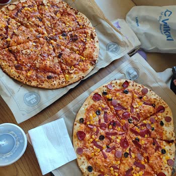 Sipariş Edilen XXL Pizzaların Küçük Gelmesi Ve Malzeme Eksikliği