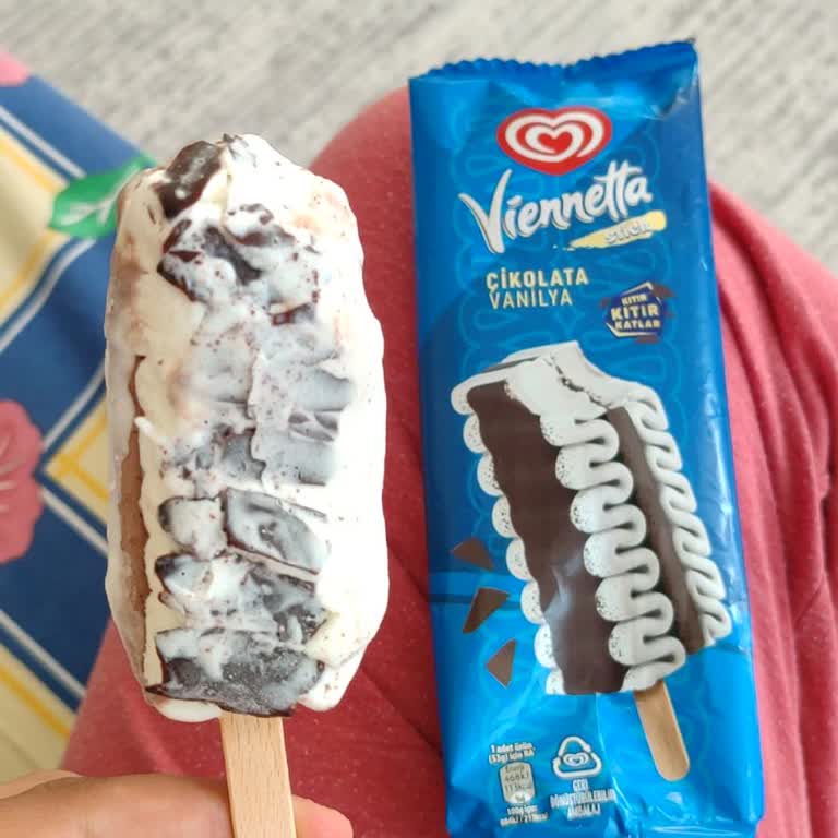 Aldığım Dondurma Paketi Şişmiş Ve Reklamdaki Gibi Değildi