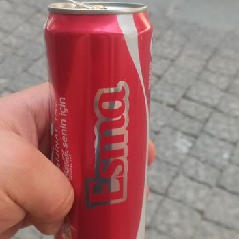 Aldığım Coca-Cola'nın Tadı Garipti, Bir Daha Almayacağım