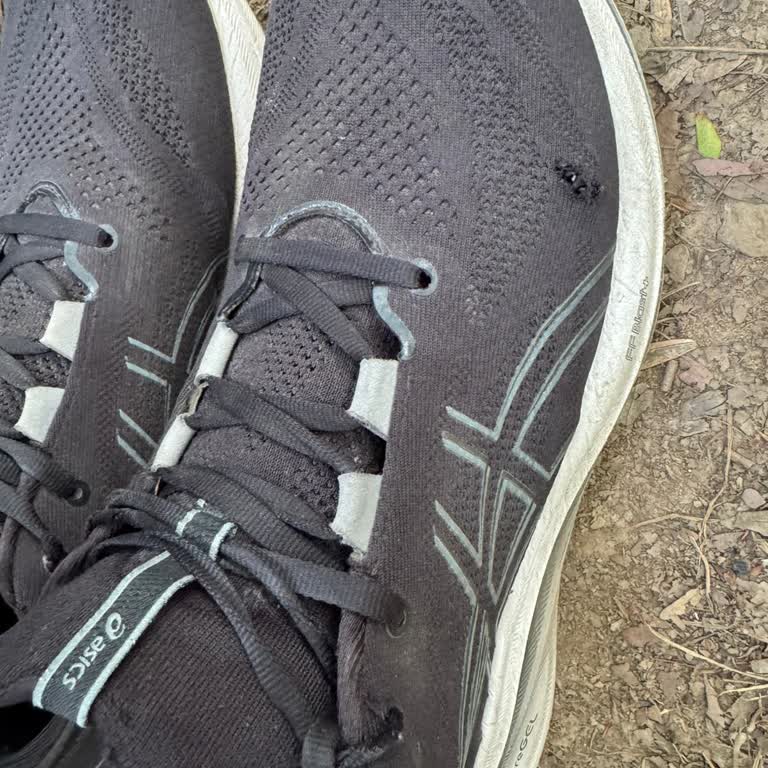 Asics-turkey.com Garantili Ayakkabıda Yırtılma Ve Yetersiz Müşteri Hizmeti