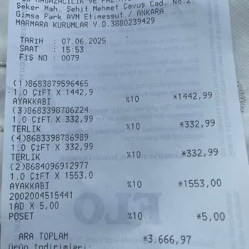 FLO Bez Çantanın Boyası Kıyafetlerimi Mahvetti, Sağlık Riski Yaşadım