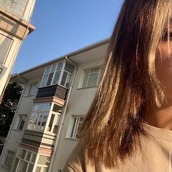 Saç Boyama Sonrası Ciddi Zarar Ve Hayal Kırıklığı