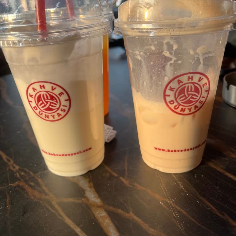 Kahve Dünyası'nda Kahvesiz Latte Ve Mocha Deneyimi