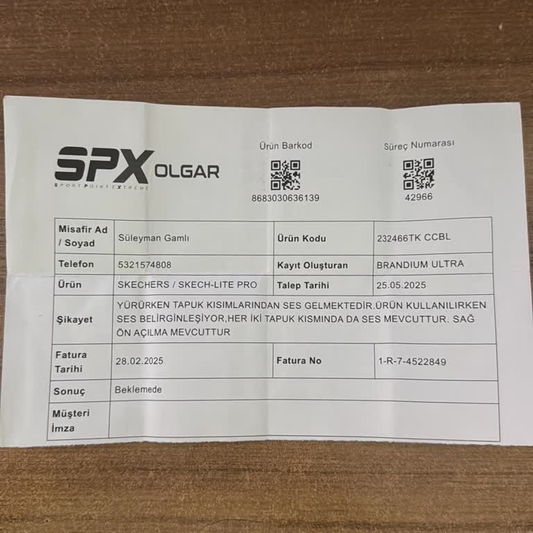 Spor Ayakkabının Topuklarından Gelen Ses Ve Çözüm Eksikliği