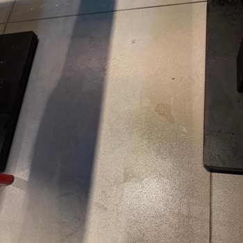 Burger King Güneşli AVM'de Temizlik Ve Ürün Kalitesi Sorunu