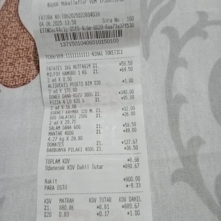 BİM'de Bayram Yoğunluğunda Fazladan Ücret Alındı