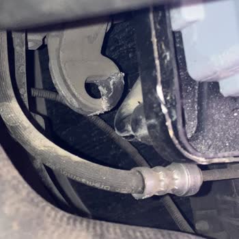 İnci Akü Asit Sızdırıyor, Garanti Kapsamında Değişim Yapılmıyor