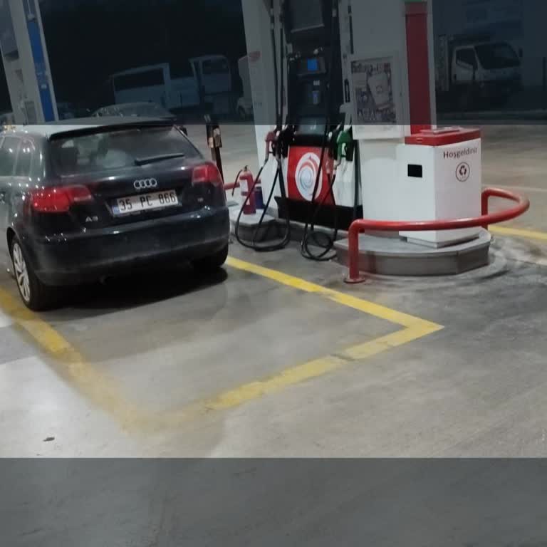 Akaryakıt İstasyonunda Saygısız Ve Sorumsuz Davranış