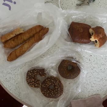 Bayat Ve Bozuk Ürünler İle Yetersiz Müşteri Hizmeti Deneyimi