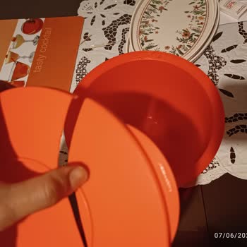 Tupper Saklama Kabı Kapağı Beklenmedik Şekilde Kırıldı Moralim Bozuldu