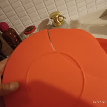 Tupper Saklama Kabı Kapağı Beklenmedik Şekilde Kırıldı Moralim Bozuldu