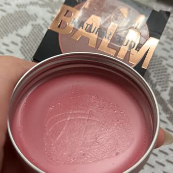 Kullanılmış Ve Yanlış Renk Allık Satışı: Mağduriyetim Giderilsin!