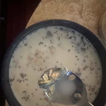 Danone Laktozsuz Süt İçinden Küf Çıktı, Sağlık Riski Yaşadım