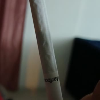 Sigara Paketlerinden Odun Çıkması Ve Tadının Bozulması