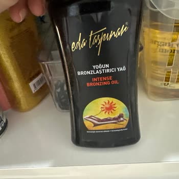 Bronzlaştırıcı Cildimde Yanıklara Ve Kalıcı İzlere Sebep Oldu