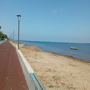 Siteler Mahallesi'nde Yol Çökmesi Ve Belediyenin İlgisizliği