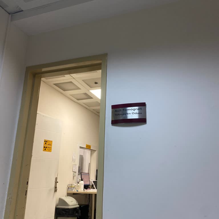 Tomografi Sonuçlarının Saatlerce Gecikmesi Ve İlgisizlik