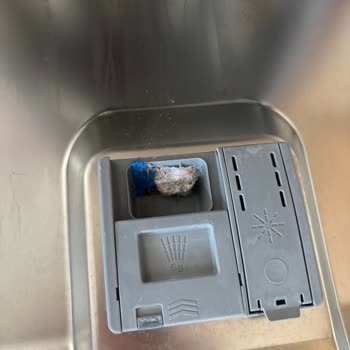 Altus AL404 Bulaşık Makinesi Yıkama Performansından Memnun Kalmadım