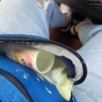 Güneş Kremi Çantamda Sızdı, Tatilim Ve Eşyalarım Mahvoldu