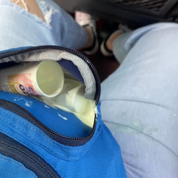 Güneş Kremi Çantamda Sızdı, Tatilim Ve Eşyalarım Mahvoldu