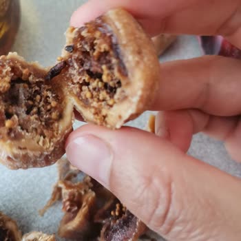 Aldığım Kuru İncirlerin Yarısı Kurtlu Ve Küflü Çıktı