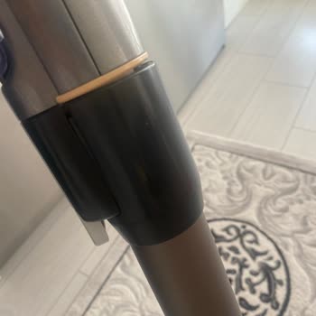 Philips 7000 Süpürge Borusu Darbe Olmadan Çatladı Kronik Sorun Mu