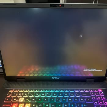 Aldığım Laptopta Ekran Sorunu Ve Servis Süreci Hayal Kırıklığı Yaşattı