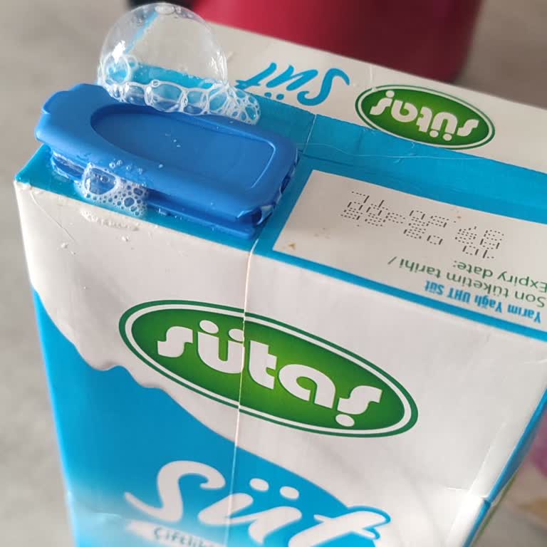 Sütaş Süt Kapak Sorunu Ve Hızlı Ekşime Şikayeti