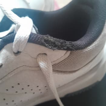 Kısa Sürede Deforme Olan Adidas Ayakkabı İçin Değişim Talebi