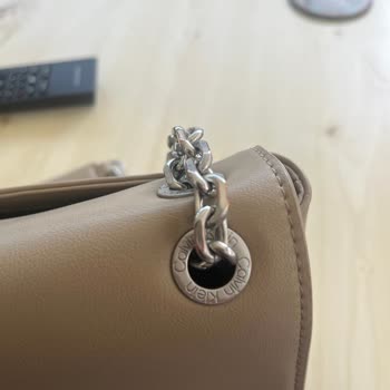 Yüksek Fiyatlı Çantada Kısa Sürede Kalite Sorunu Ve Müşteri Hizmetlerinden Yanıtsızlık