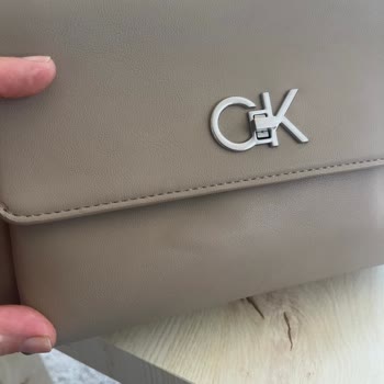 Yüksek Fiyatlı Çantada Kısa Sürede Kalite Sorunu Ve Müşteri Hizmetlerinden Yanıtsızlık