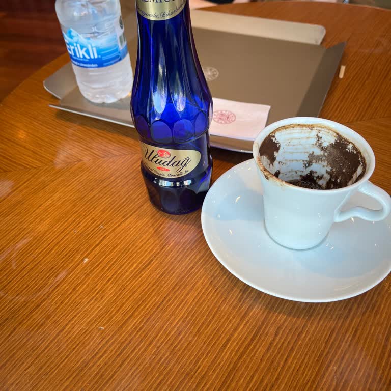 Küçük Bir Çikolata İçin Büyük Sorun: Şube Müdürünün Tutumu Hayal Kırıklığı Yarattı