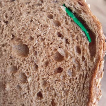 Aldığım Ekmekten Plastik Çıktı, Sağlığım Tehlikedeydi