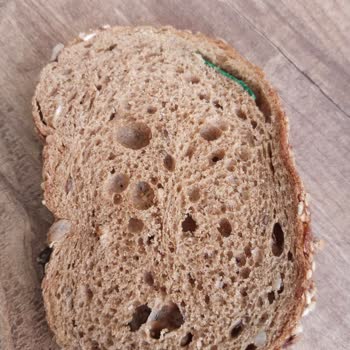 Aldığım Ekmekten Plastik Çıktı, Sağlığım Tehlikedeydi