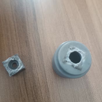 Karaca 7 İn 1 Mutfak Şefinde Dişli Aparat Kolayca Kırıldı Parça Temini Yok