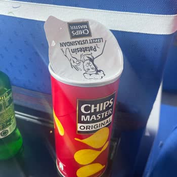 Ağır Yanık Yağ Kokulu Ve Kötü Tatlı Cipsin İadesi