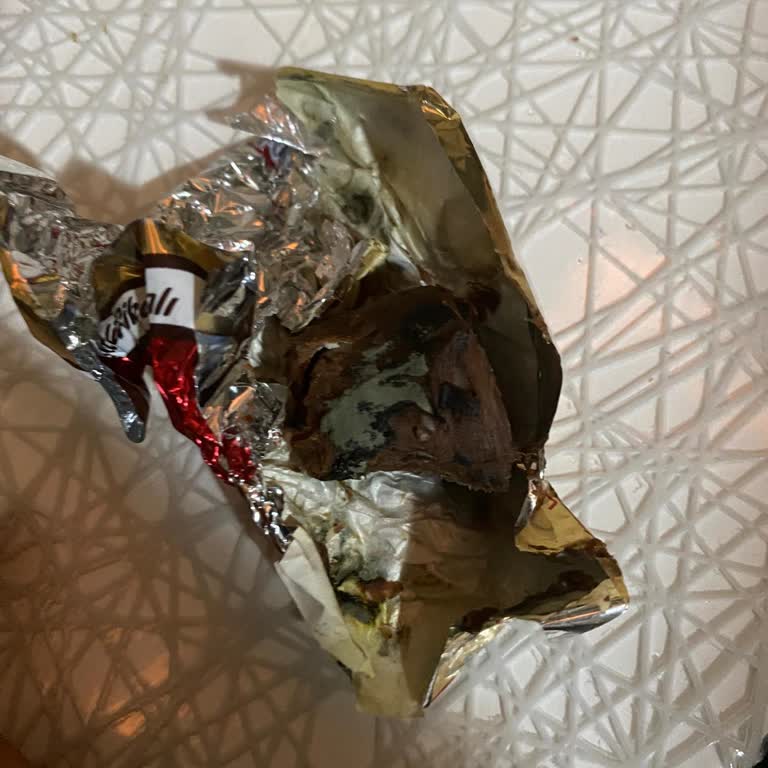 Küflü Çikolata İle Bayramda Hayal Kırıklığı Yaşadık