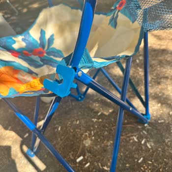 Kamp Sandalyeleri İlk Kullanımda Kırıldı, Değişim Yapılmadı