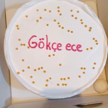 Özel Sipariş Pasta Yanlış Ve Eksik Teslim Edildi, Mağduriyet Giderilmedi